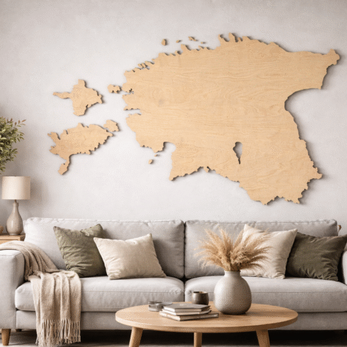 Eritellimusel valmistatud puidust maailmakaart seinale. Dekoratiivne seinakaunistus elutuppa, magamistuppa, kontorisse või äriruumi. Laseriga täpselt lõigatud ja käsitsi viimistletud seinakaart, saadaval erinevates mõõtudes, toonides ja materjalides (puit, vineer, akrüül). Isikupärastatud maailmakaart modernsesse, skandinaavialikku või minimalistlikku interjööri. Reisihuvilistele sobiv disainelement, kingiidee ning ruumi keskpunkt. Valmistatud Eestis, võimalus personaalseteks lahendusteks ja paigalduseks üle Eesti.