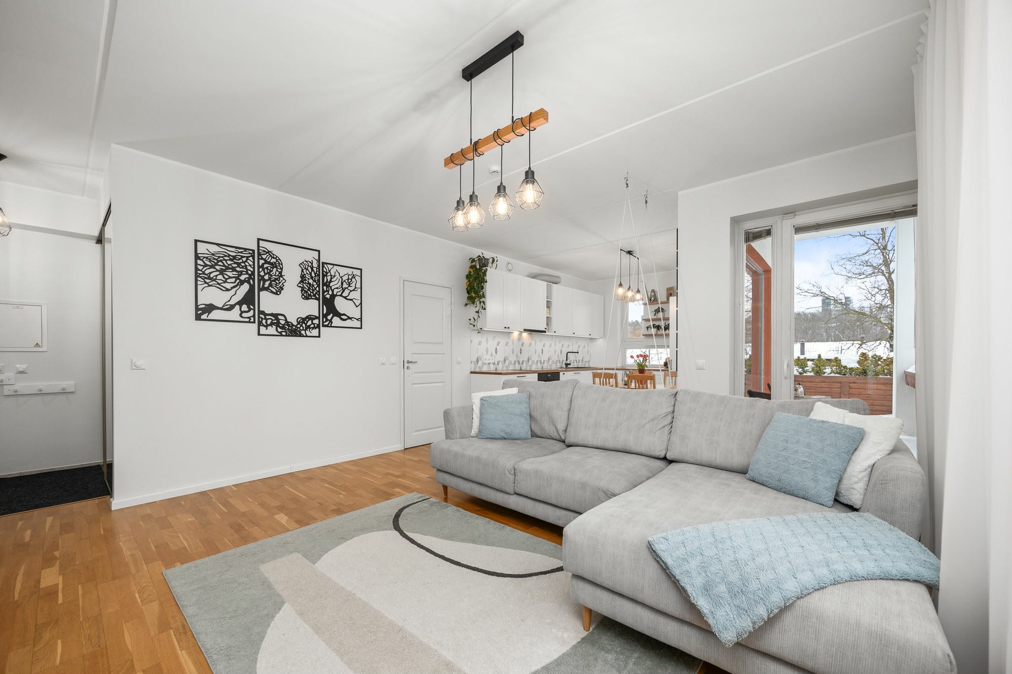 Seinapannoo HE & SHE - Image 2