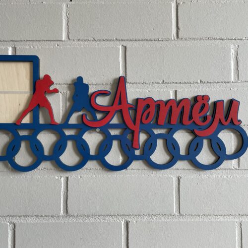 eritellimusel medalihoidja puidust disain woody art stuudio