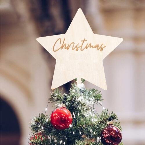 Nimeline jõulutäht – personaalne kuusetipu kaunistus kuldsest või hõbedasest akrüülist